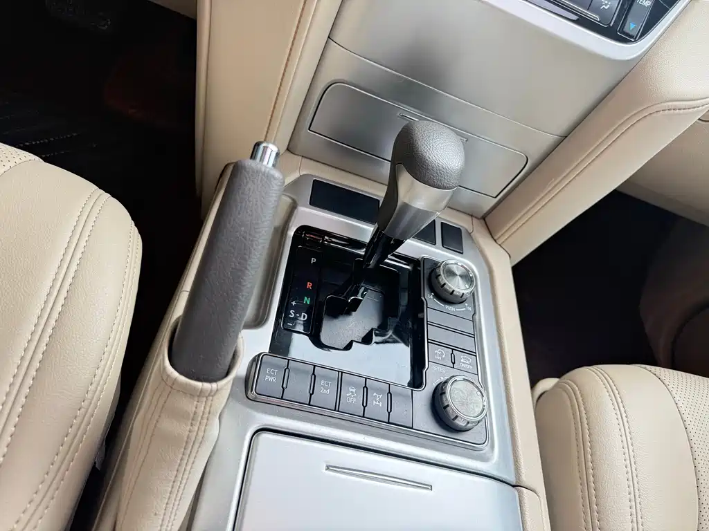 Toyota Land Cruiser 2016 4.0L