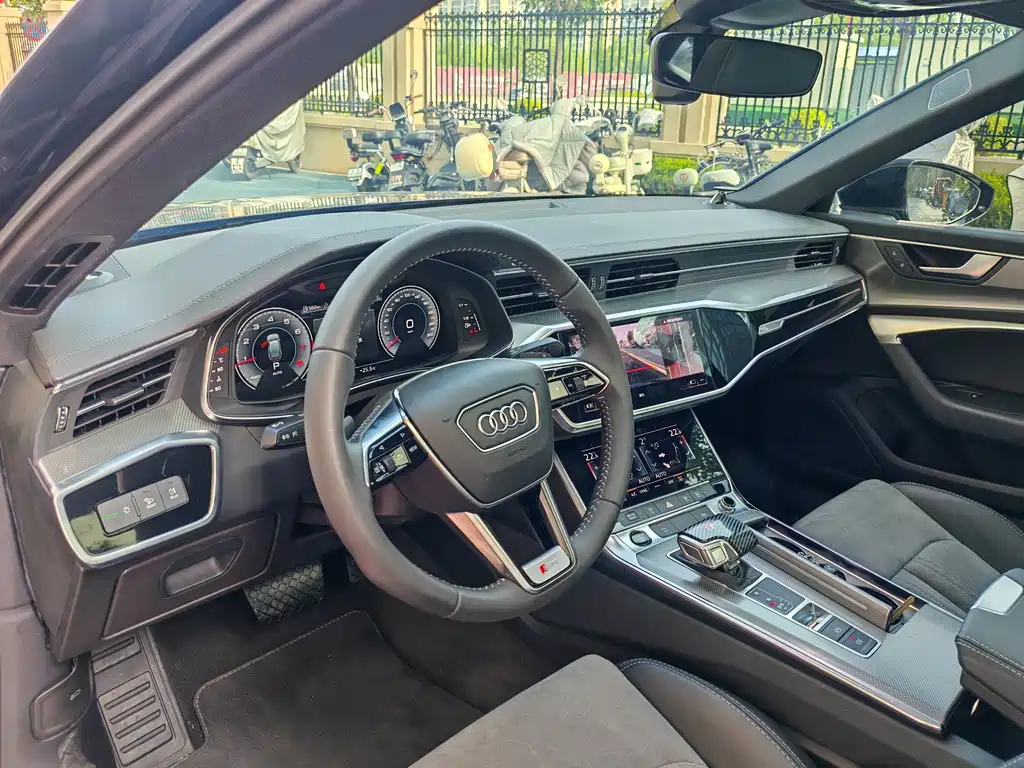Audi A6L 2021 45 TFSI