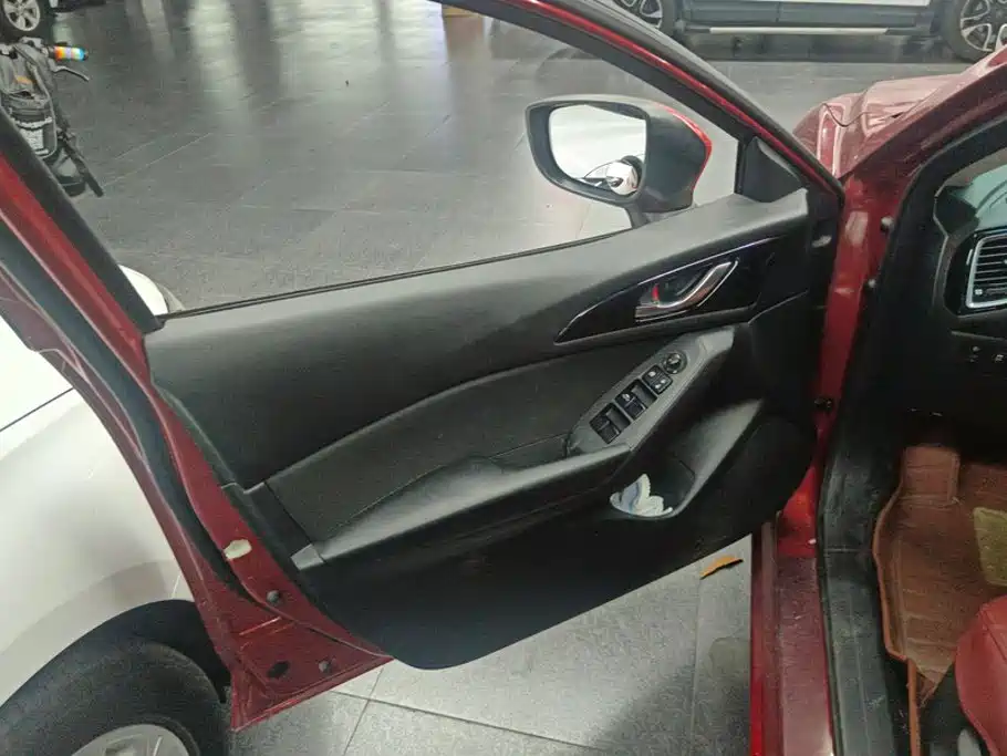 Mazda 3 Axela — миниатюра 7