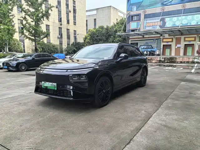 2025 Xpeng G9