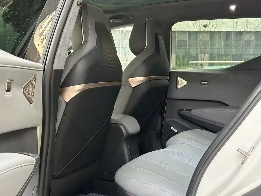 ZEEKR EXTREME KRYPTON X