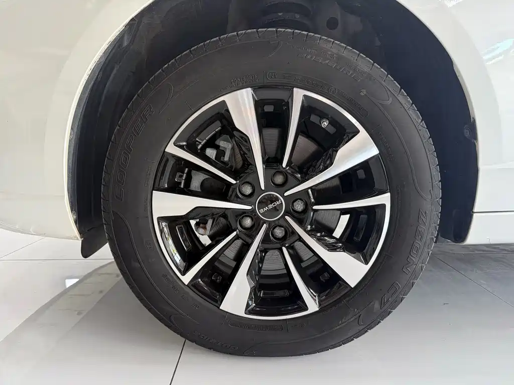 Roewe Ei5 — миниатюра 12
