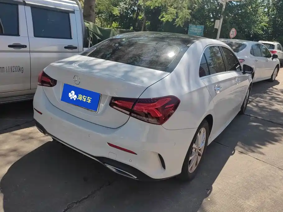 Mercedes-Benz A-Class — миниатюра 3