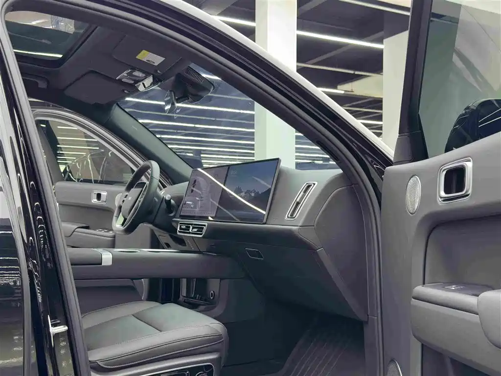 Li Auto Li L7 — миниатюра 10