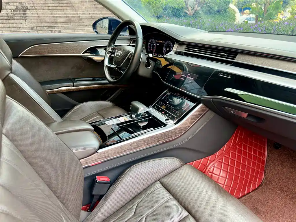 Audi A8 — фотографии объявления, Фото 12