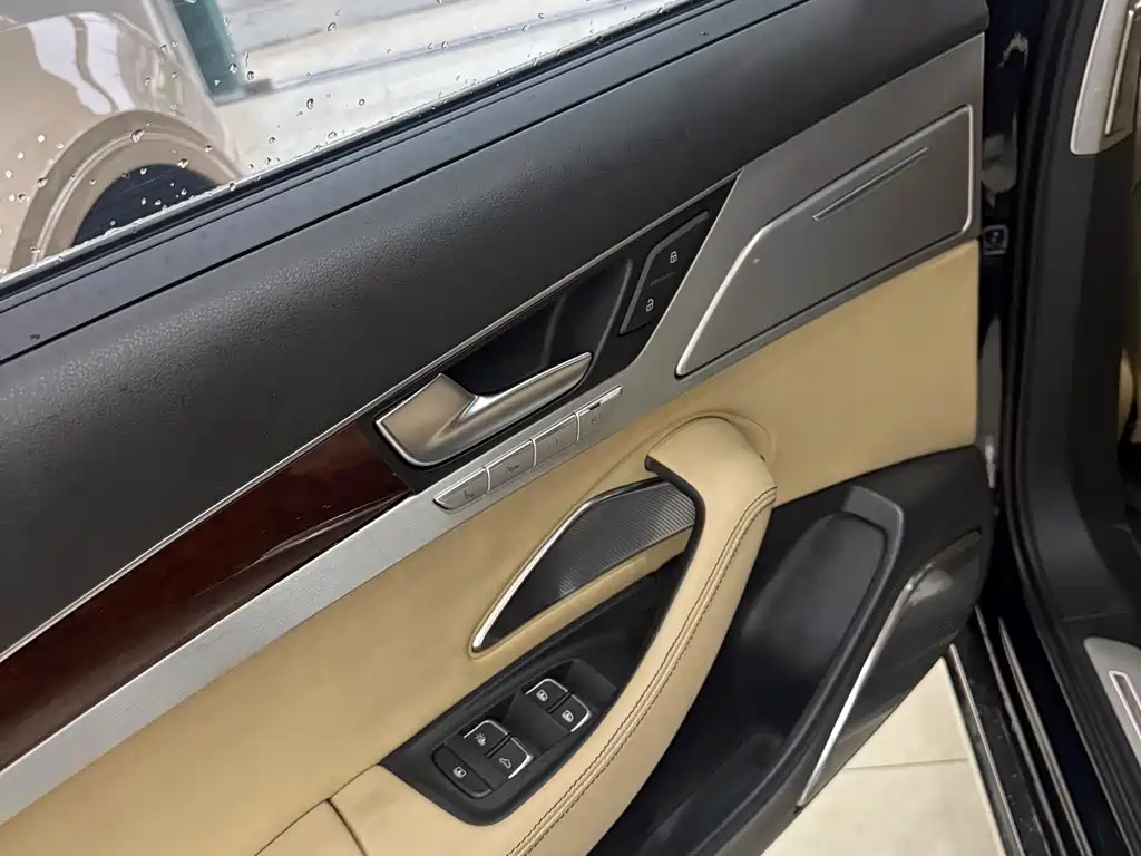 Audi A8 — миниатюра 16