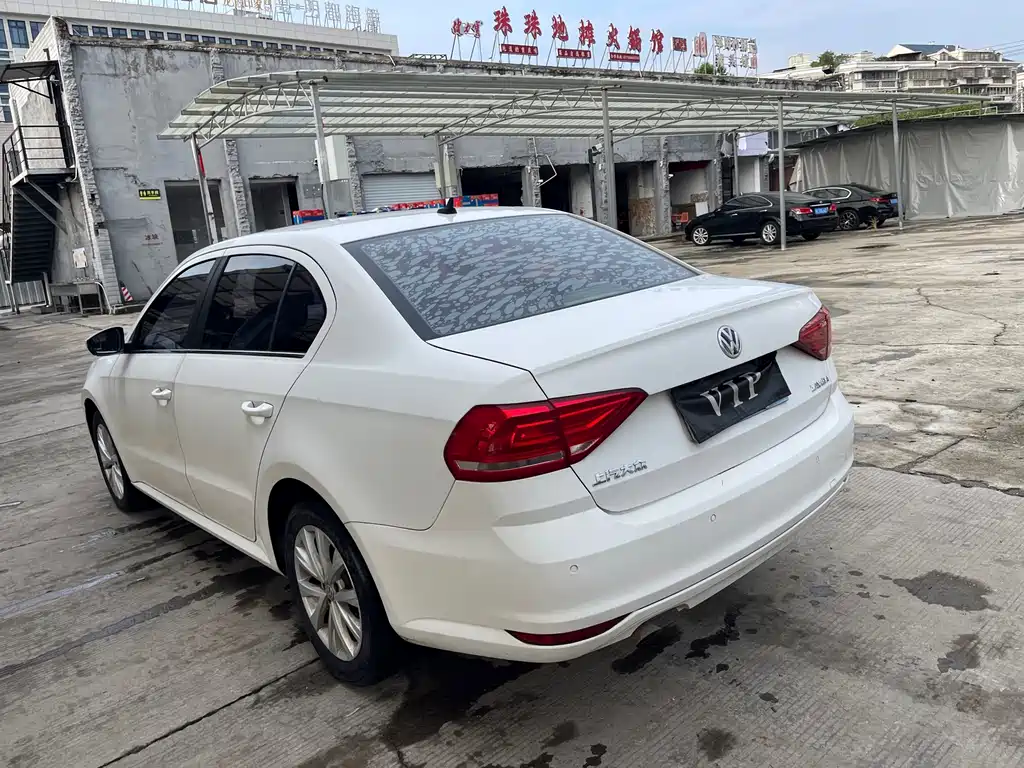 Volkswagen Lavida — миниатюра 7