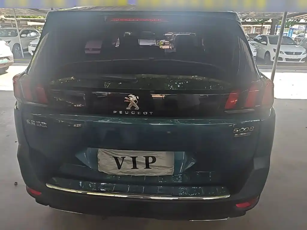 Peugeot 5008 — миниатюра 6