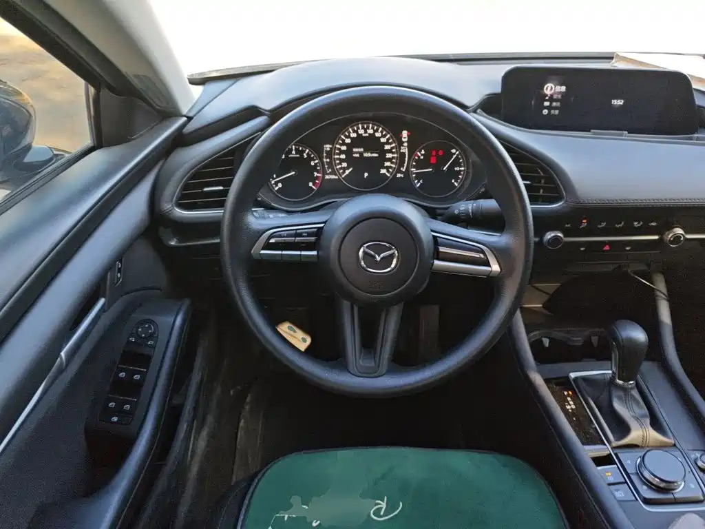 Mazda 3 Axela — миниатюра 11