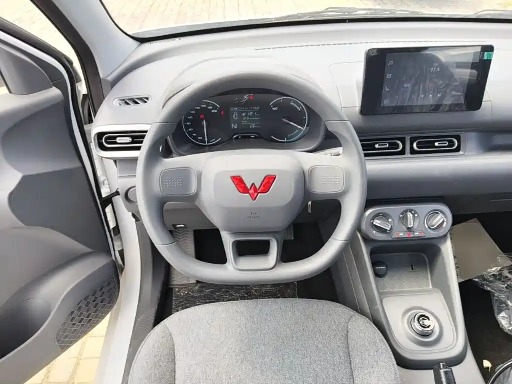 Wuling Hongguang EV — миниатюра 11