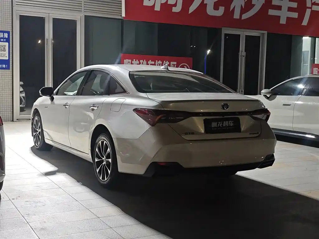 Toyota Avalon — миниатюра 7