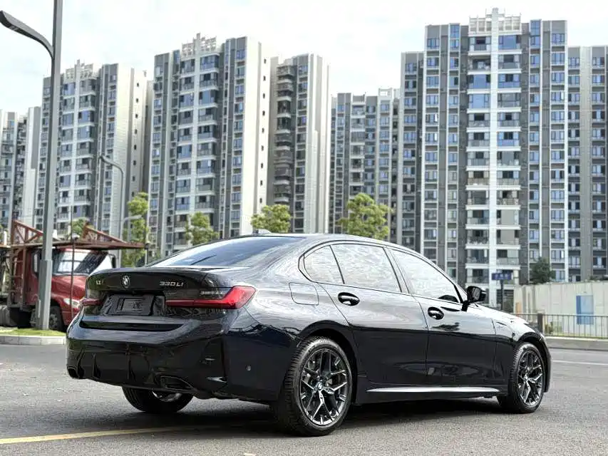 BMW 3 Series — миниатюра 4