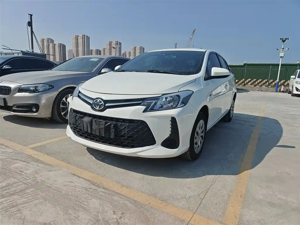 Toyota Vios FS 2021