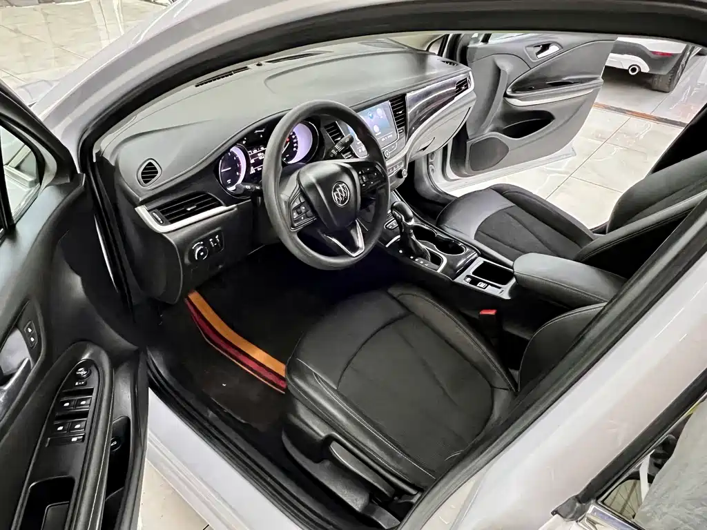 Buick Verano — миниатюра 10