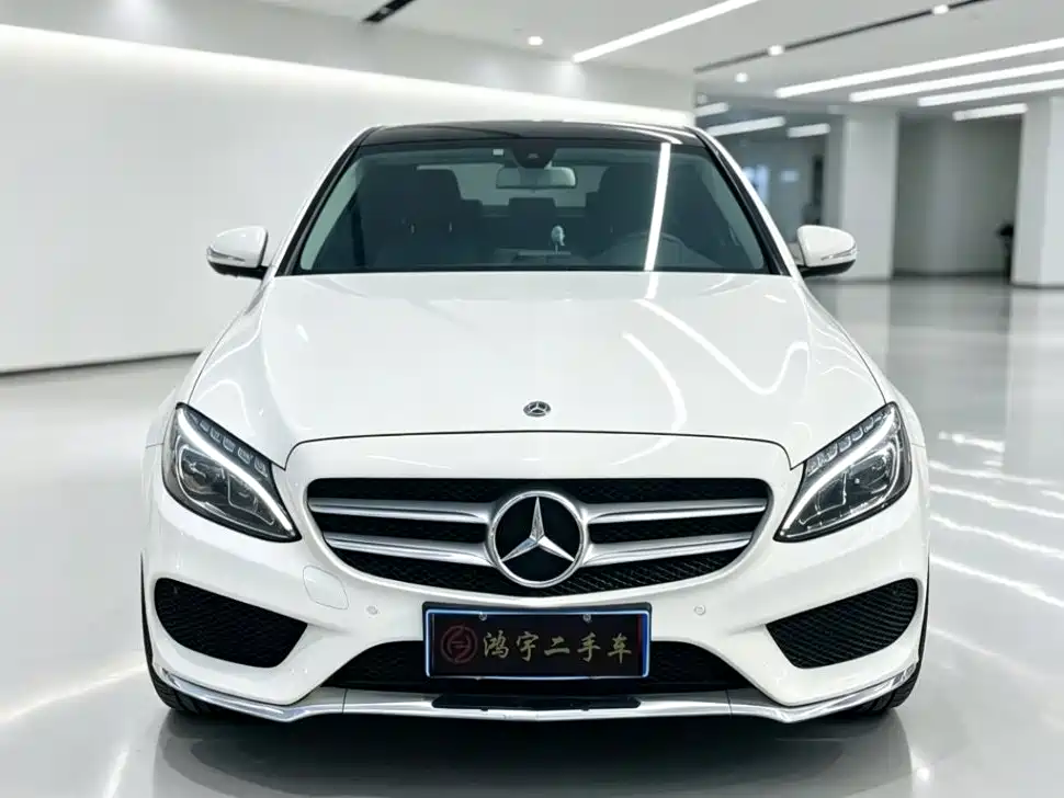 Mercedes-Benz C-Class — миниатюра 2