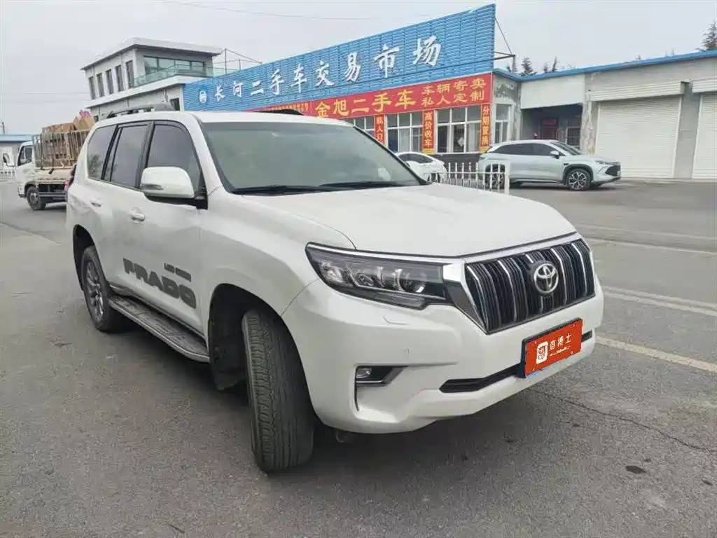 Toyota Prado 2018