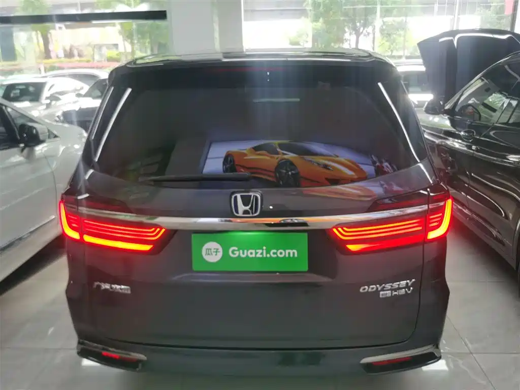 Honda Odyssey - фото 6