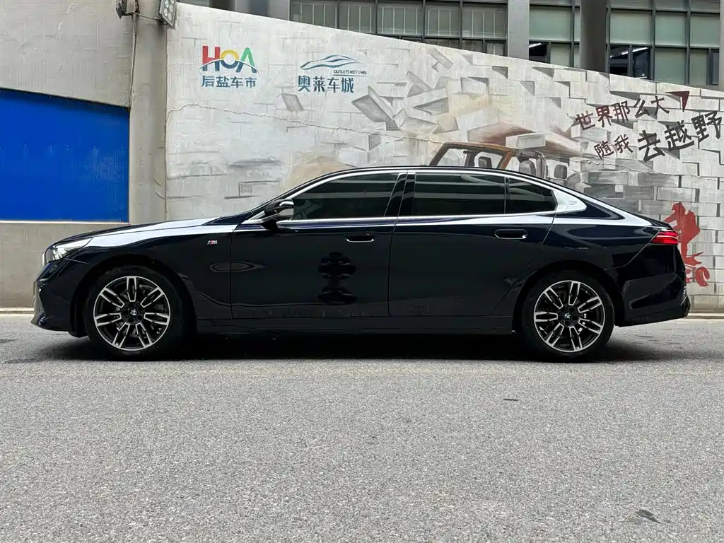 BMW 5 Series 5 2025 525Li M Sport