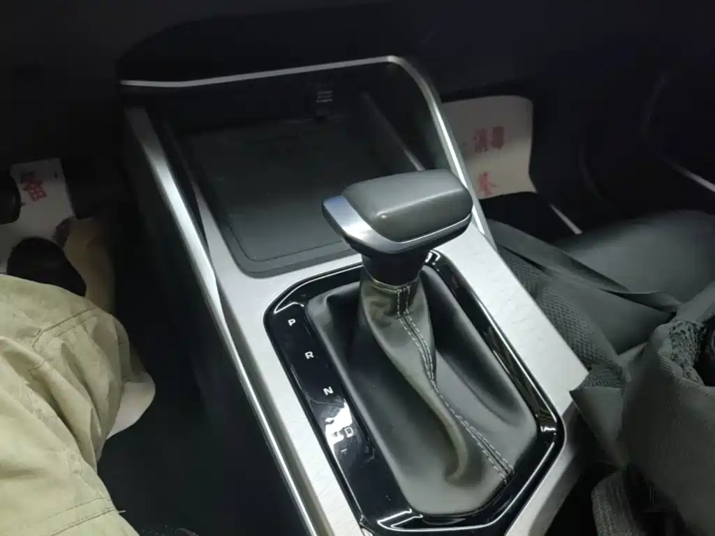 Geely Emgrand — миниатюра 14