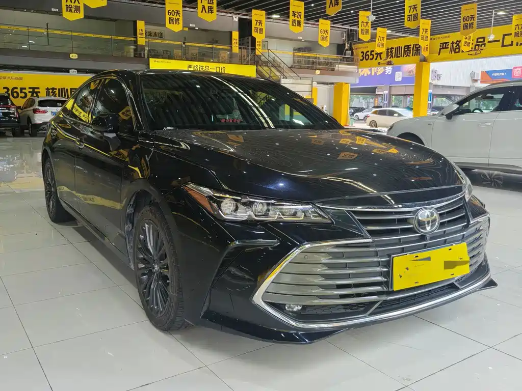 Toyota Avalon — миниатюра 3