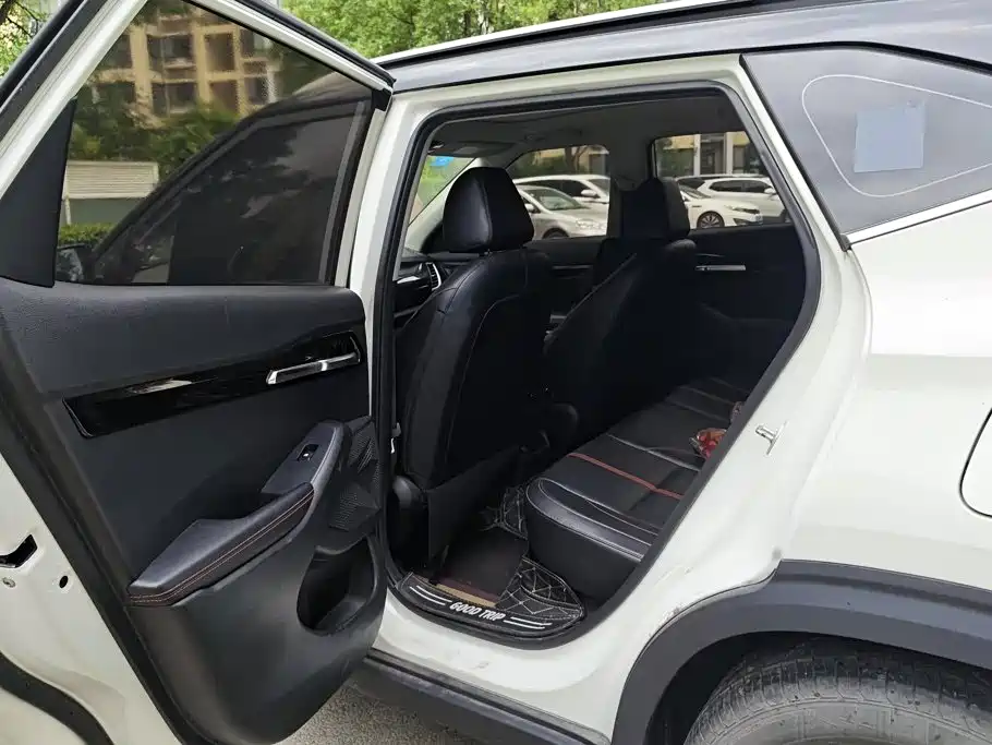 Kia KX3 — миниатюра 11