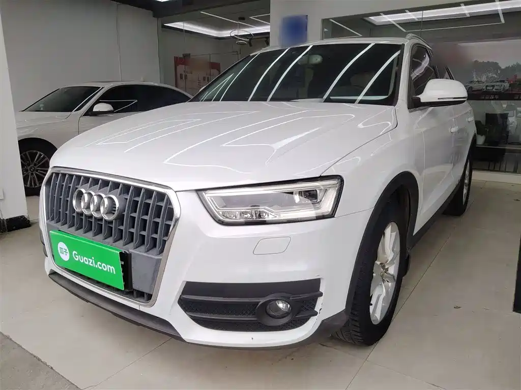 Audi Q3 2015