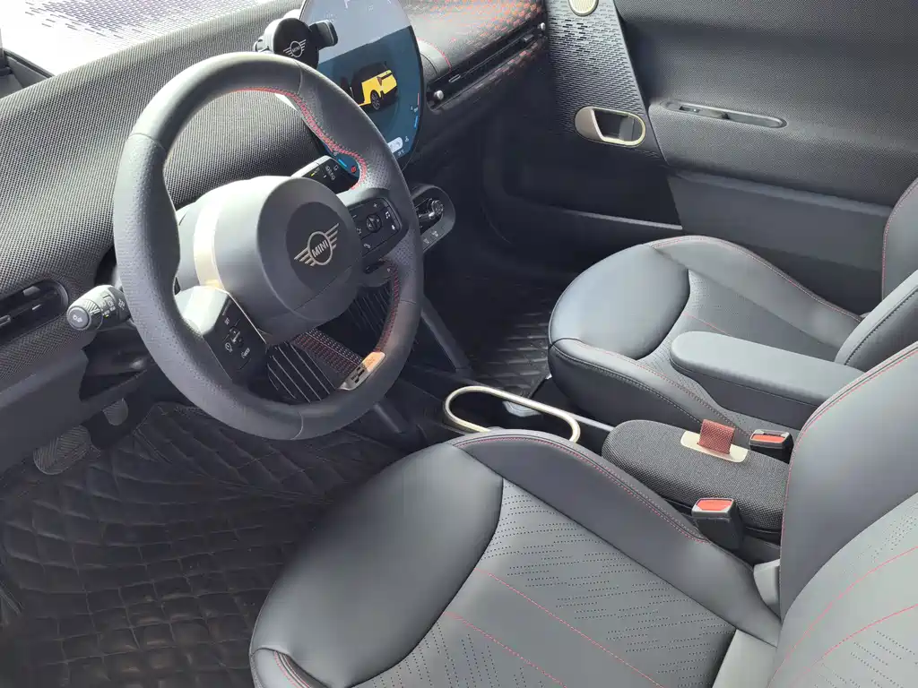 Mini COOPER 2024 452km COOPER SE
