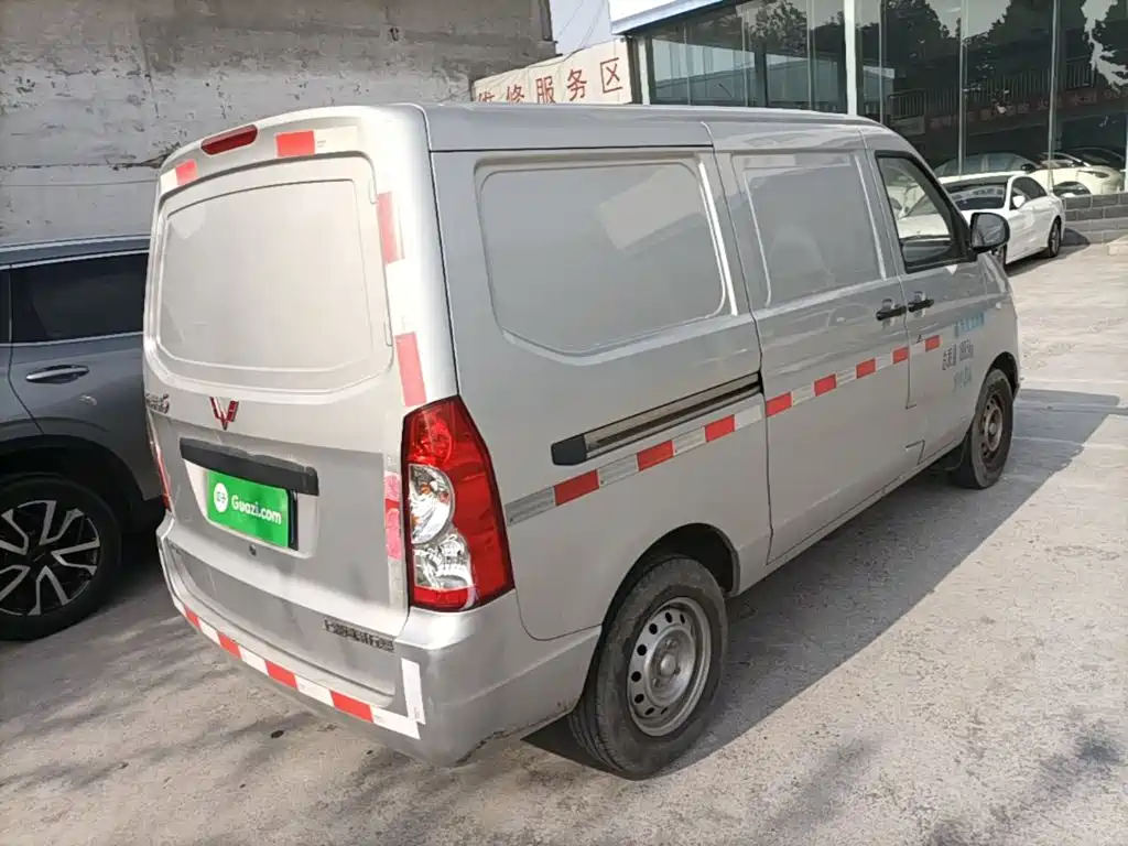 Wuling Rongguang S — миниатюра 7