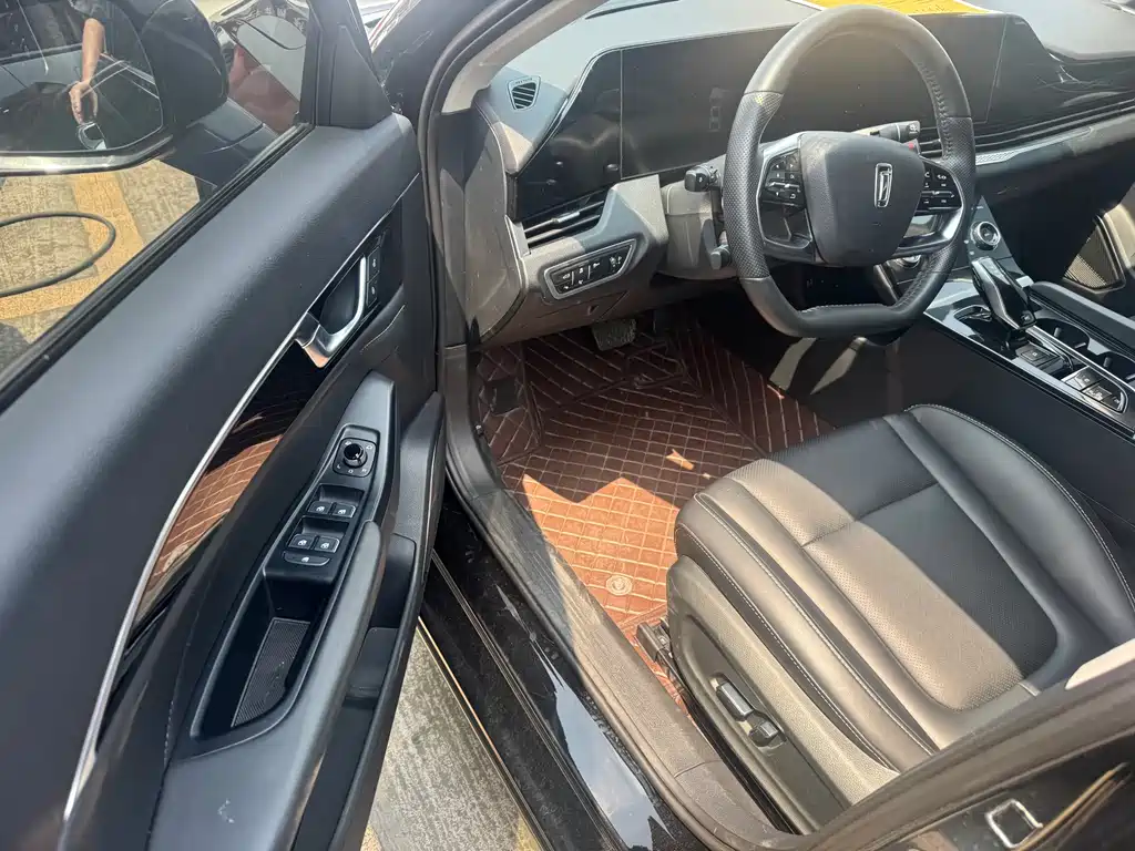 Bestune B70 2023 1.5T AT 70