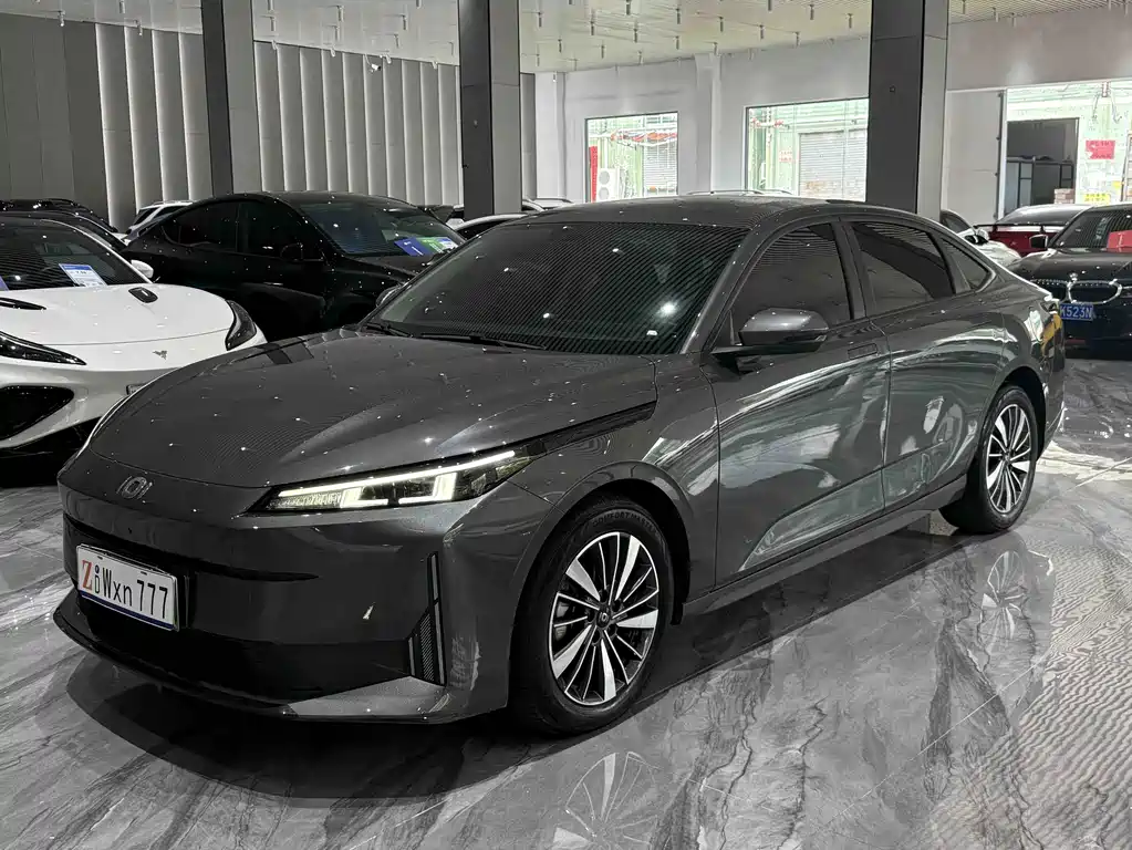 Qiyuan 长安启源A05经典