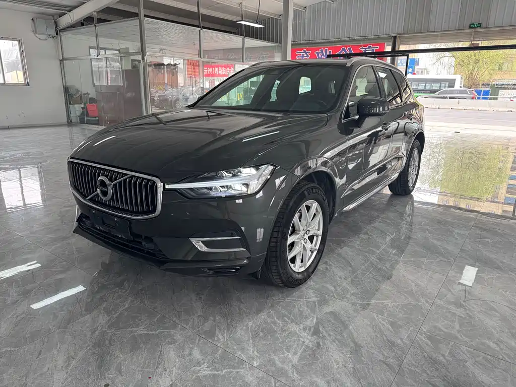 Volvo XC60 2021