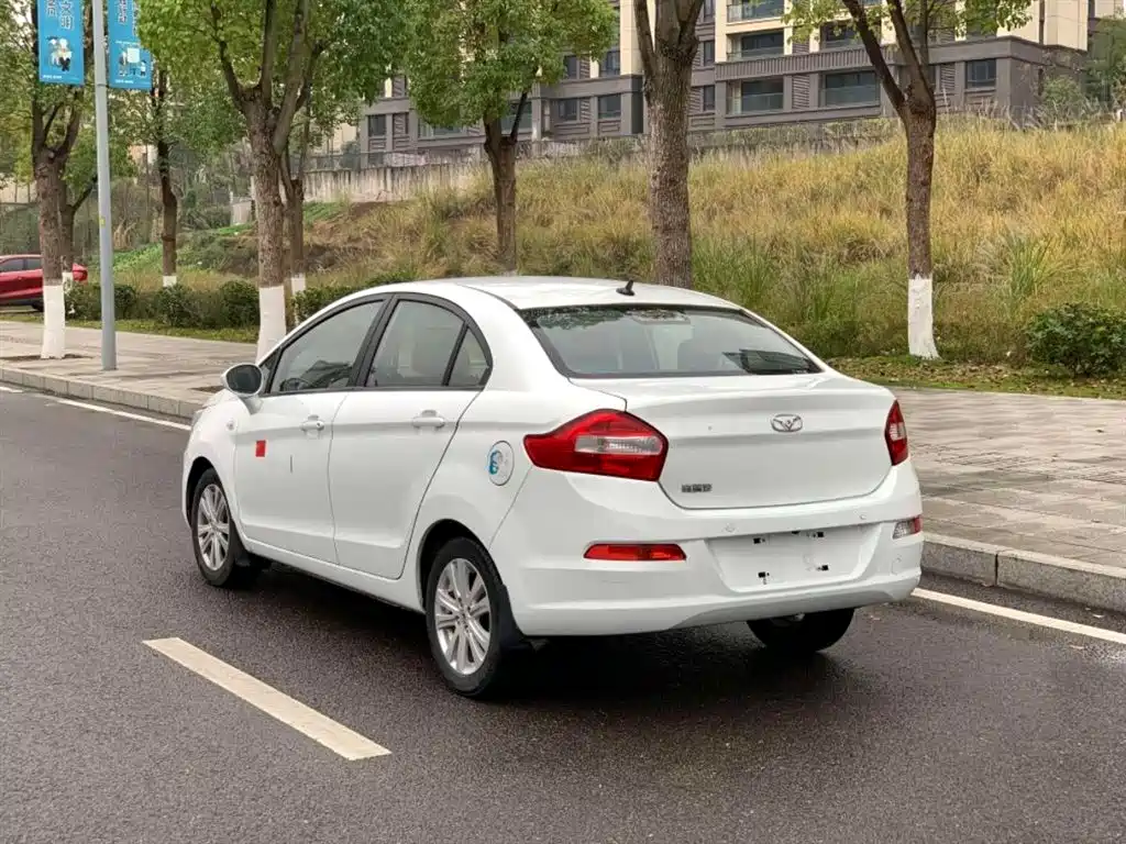Kaiyi C3 2015 1.5L AMT