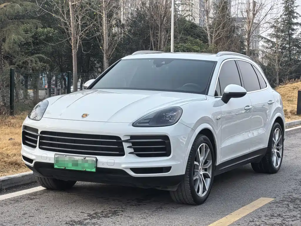 PORSCHE CAYENNE NEW ENERGY