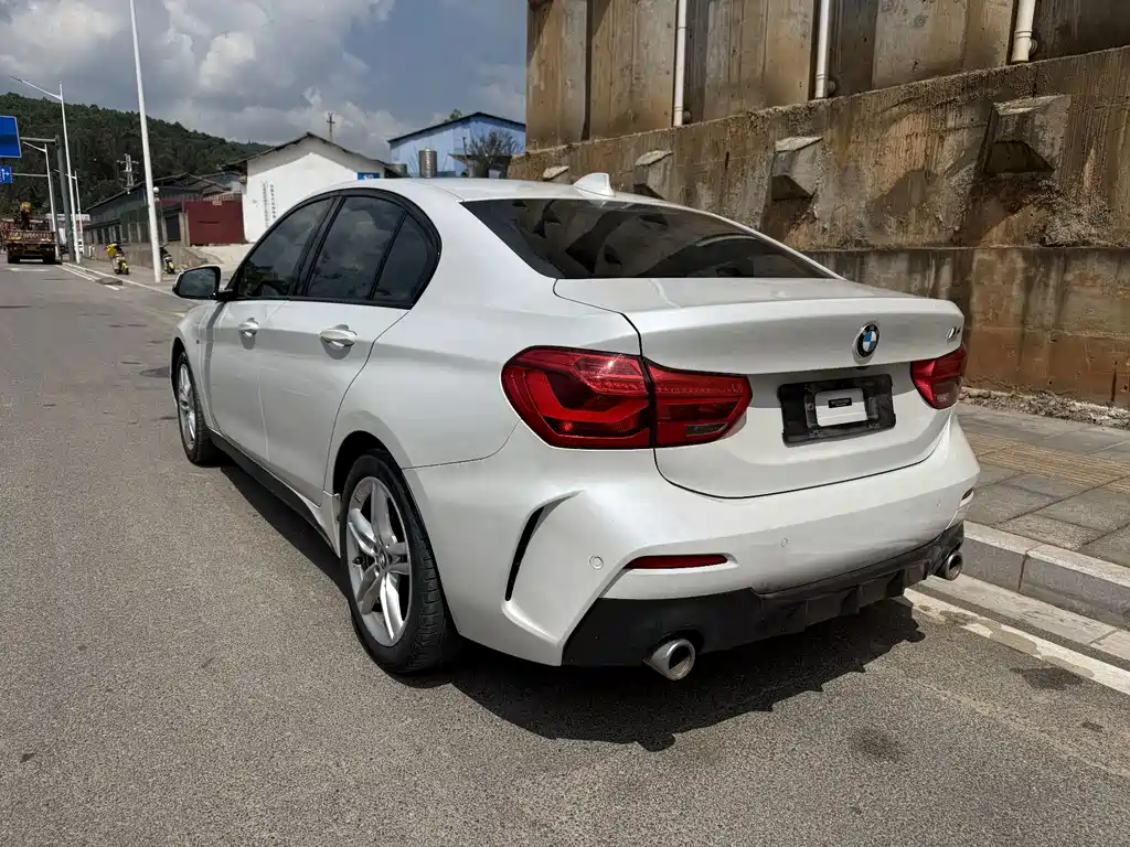 BMW 1 Series — миниатюра 10