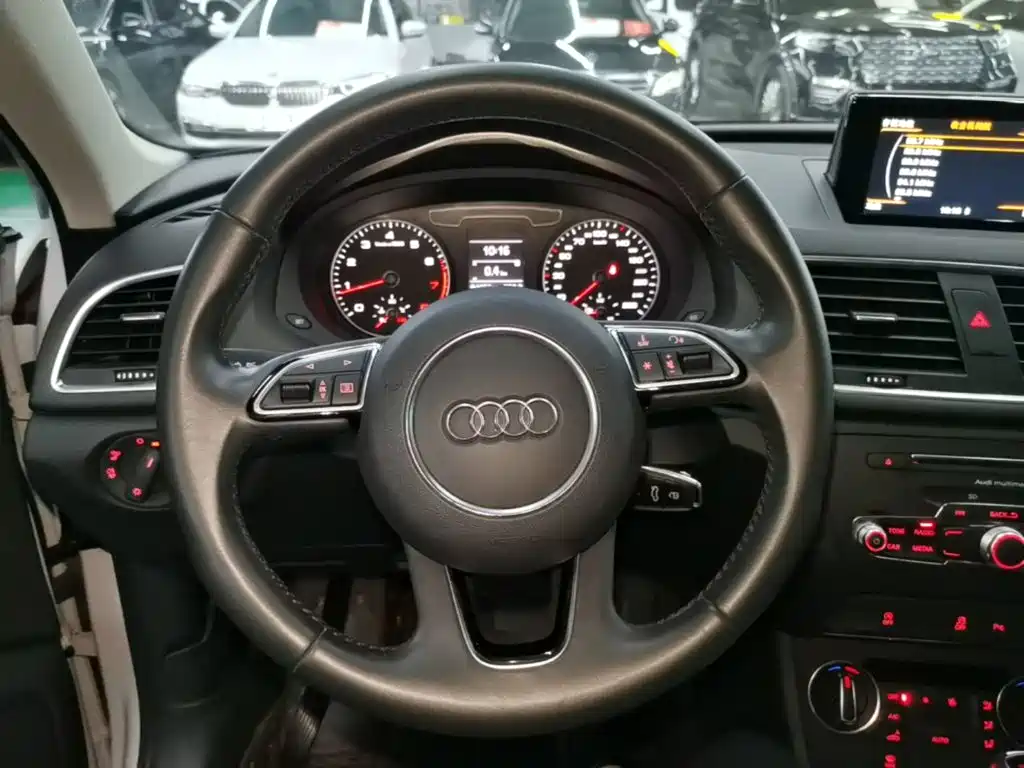 Audi Q3 — миниатюра 11