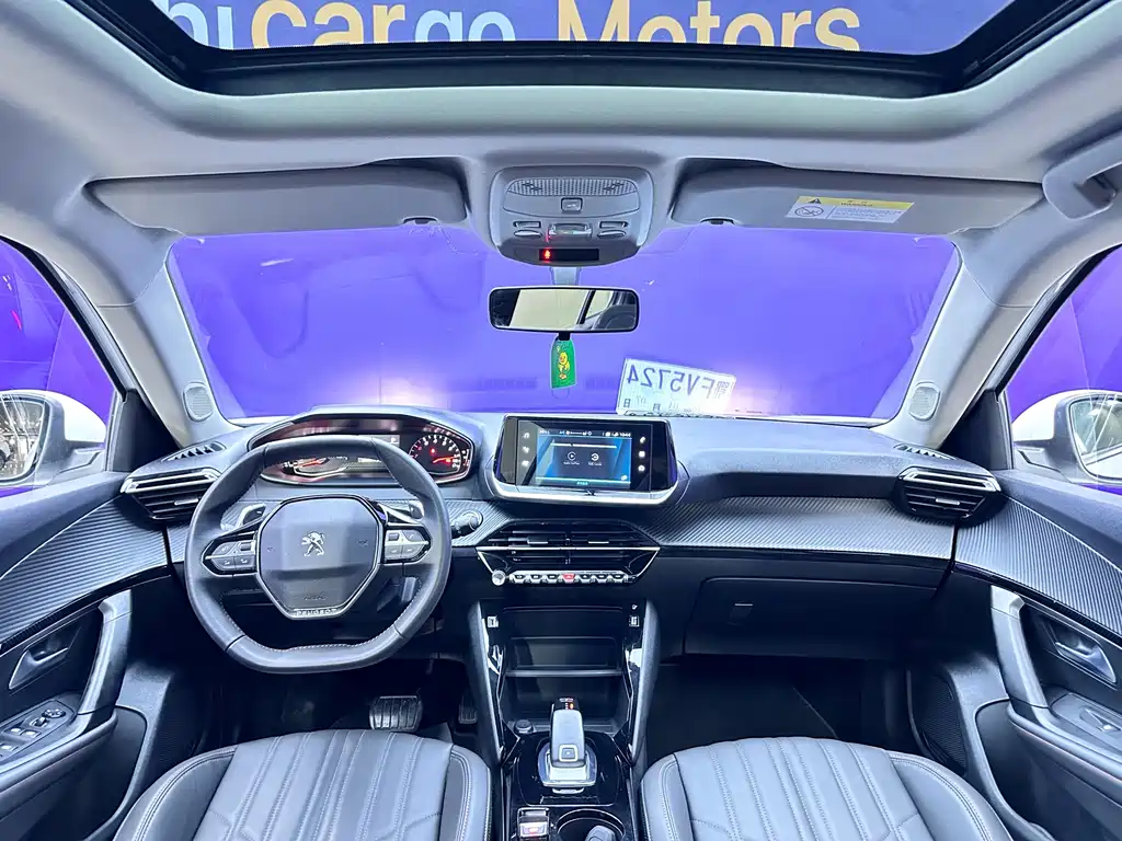 Peugeot 2008 — миниатюра 8