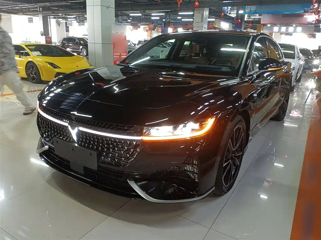 LANTU AUTOMOBILE LANTU CHASING LIGHT