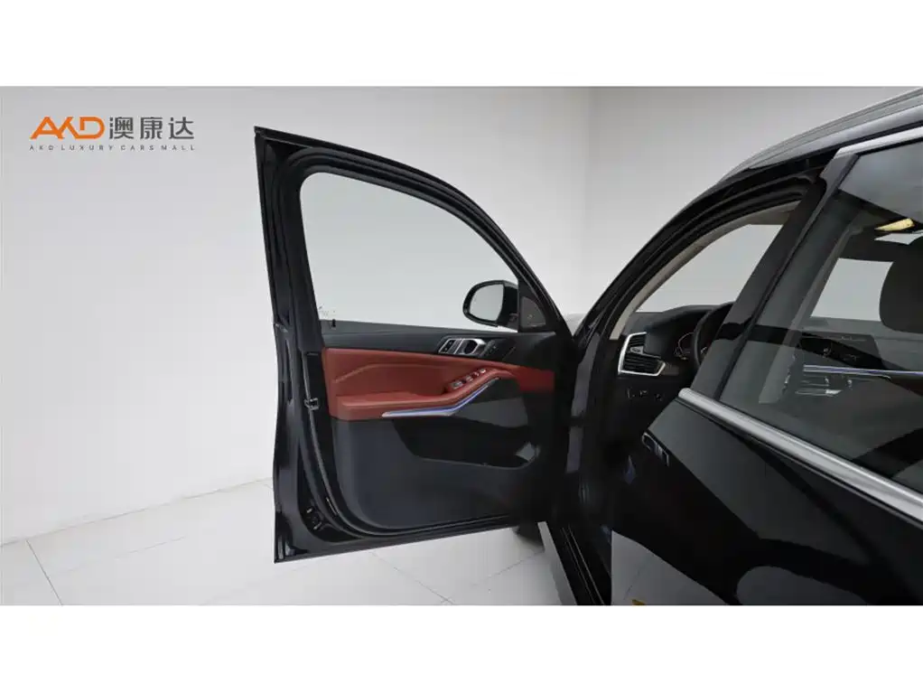 BMW X5 — миниатюра 10