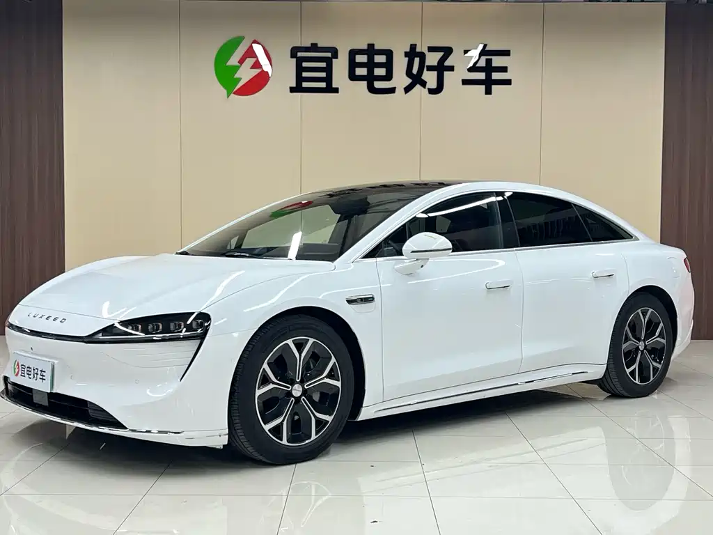智界 Zhijie S7 2025