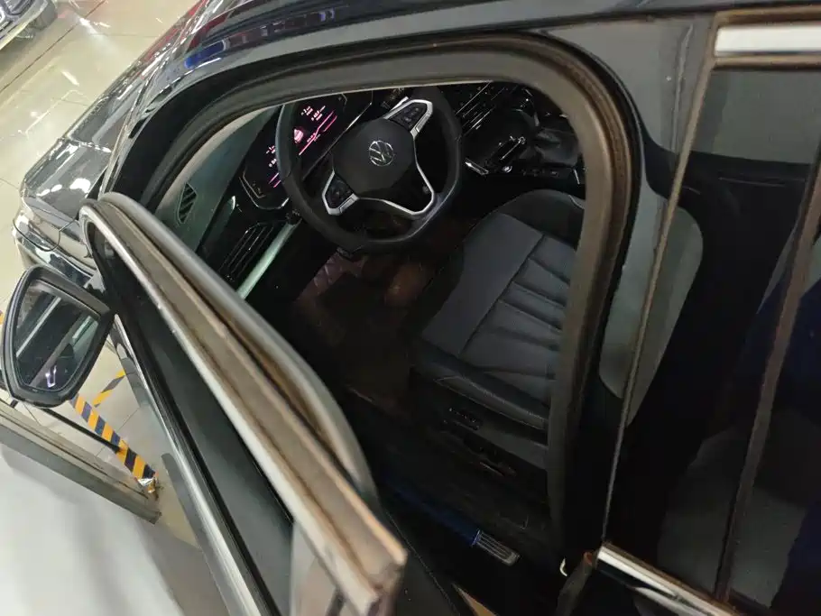 Volkswagen Passat — миниатюра 9