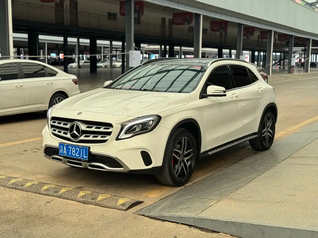 Купить Mercedes-Benz GLA