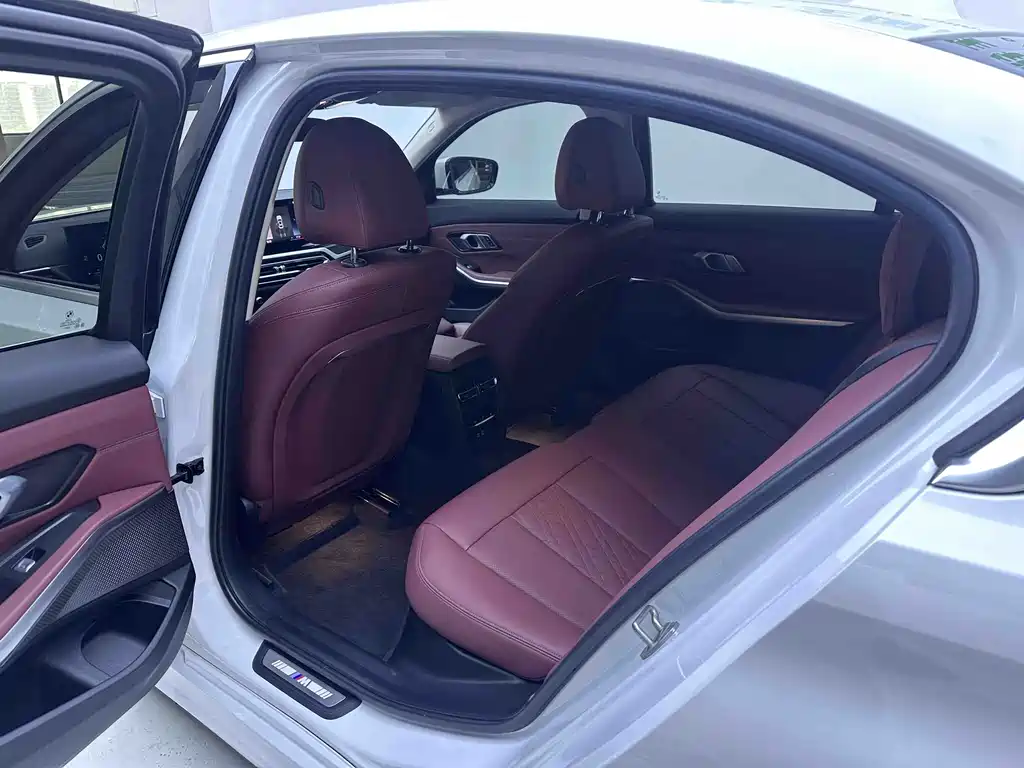 BMW 3 Series — миниатюра 10