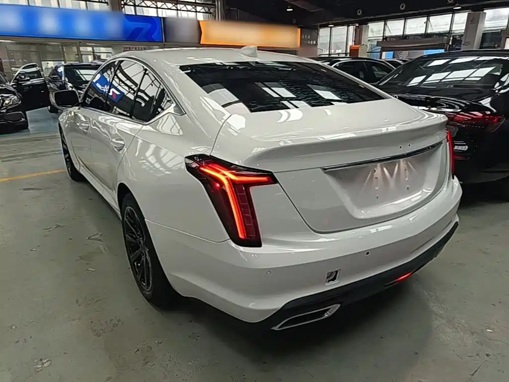 Cadillac CT5 — миниатюра 5