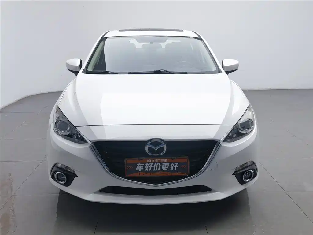 Mazda Mazda3 3 2014 2.0L AT Flagship