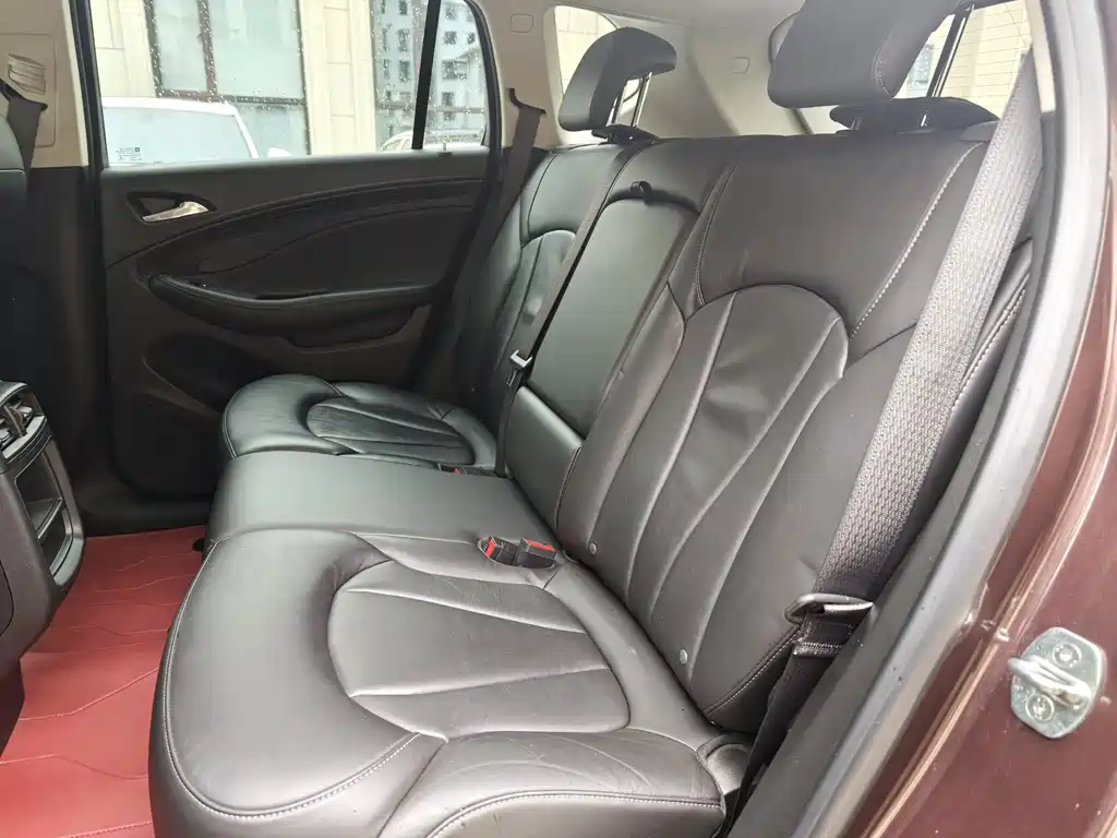 Buick Envision Plus — миниатюра 13