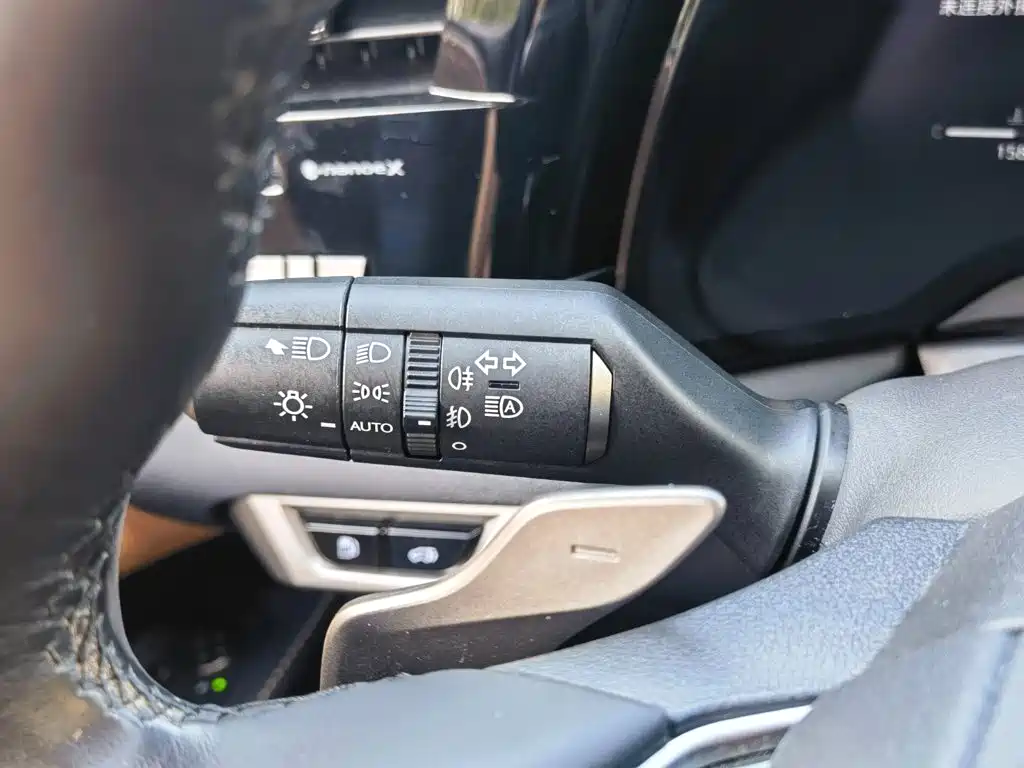 Lexus RX — миниатюра 23