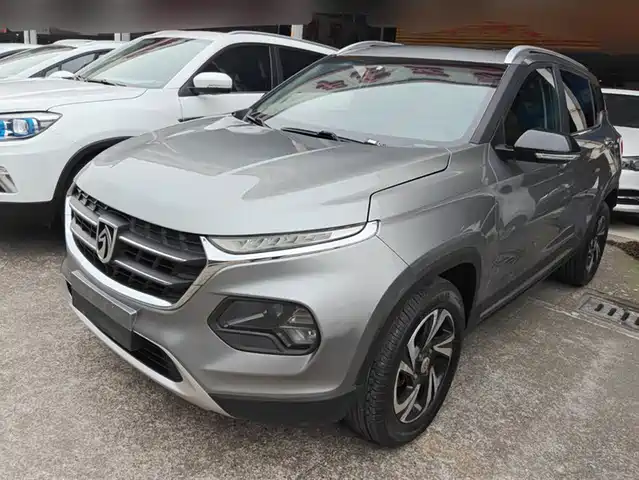 BAOJUN 510 2017