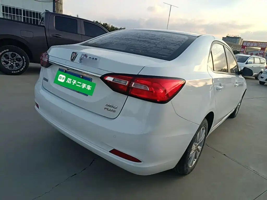 Roewe 360 — миниатюра 7