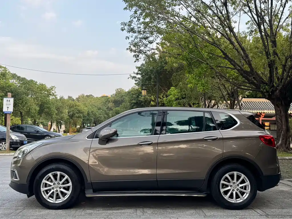 Buick Envision Plus — миниатюра 7