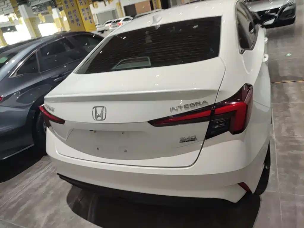 Honda Integra — миниатюра 6